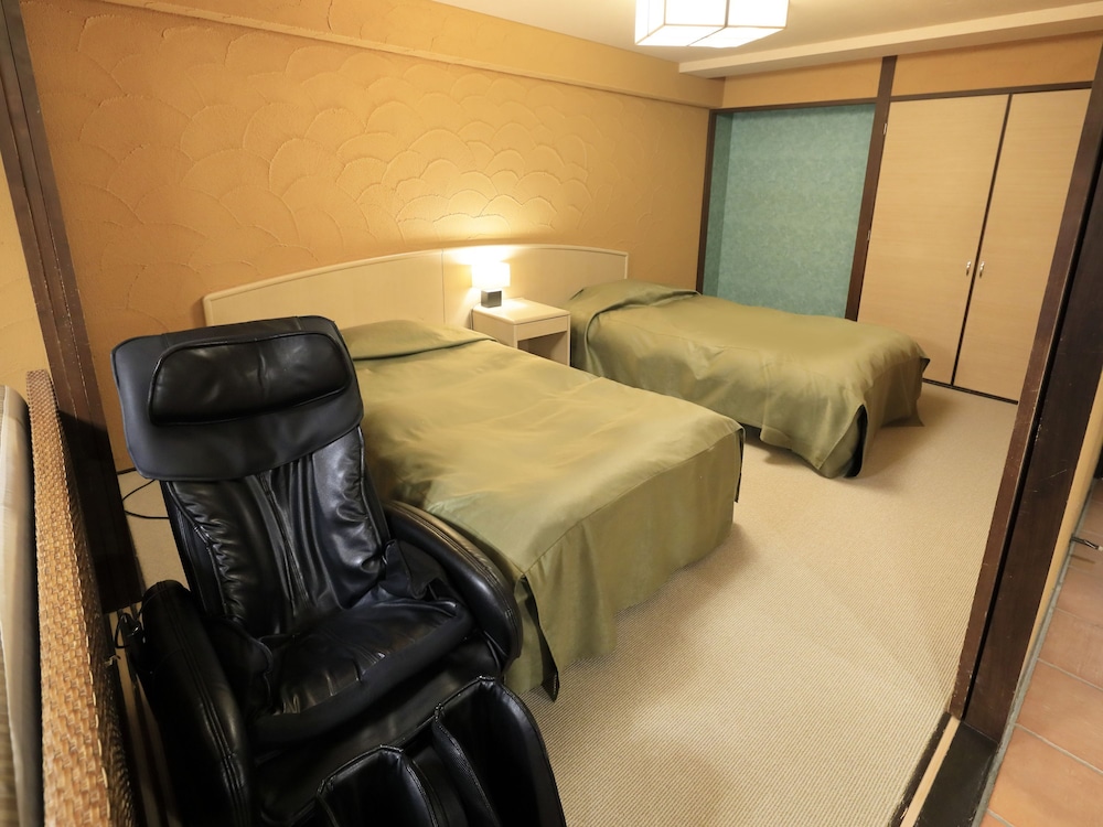 Katsuura Hilltop Hotel & Residence 29/50