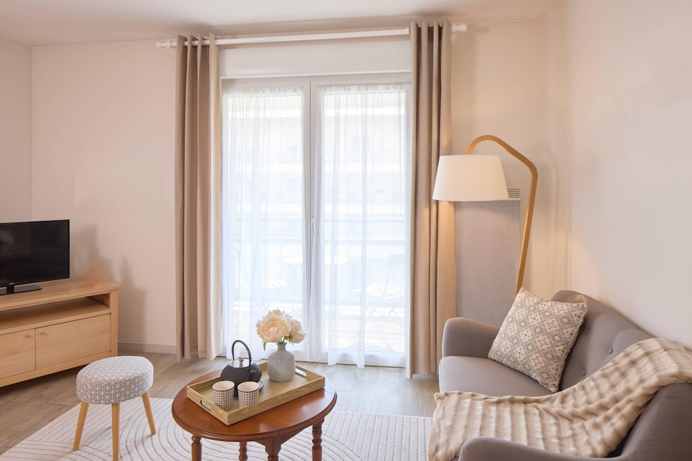 Quality Aparthotel Portes de Rennes 15/30