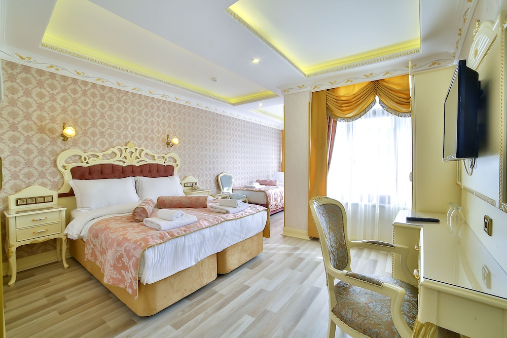 Nayla Palace 10/51