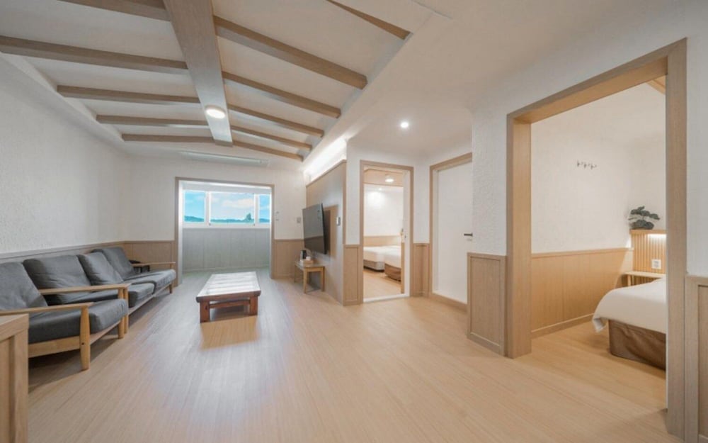 Incheon Airport Hotel Oceanside 57/75