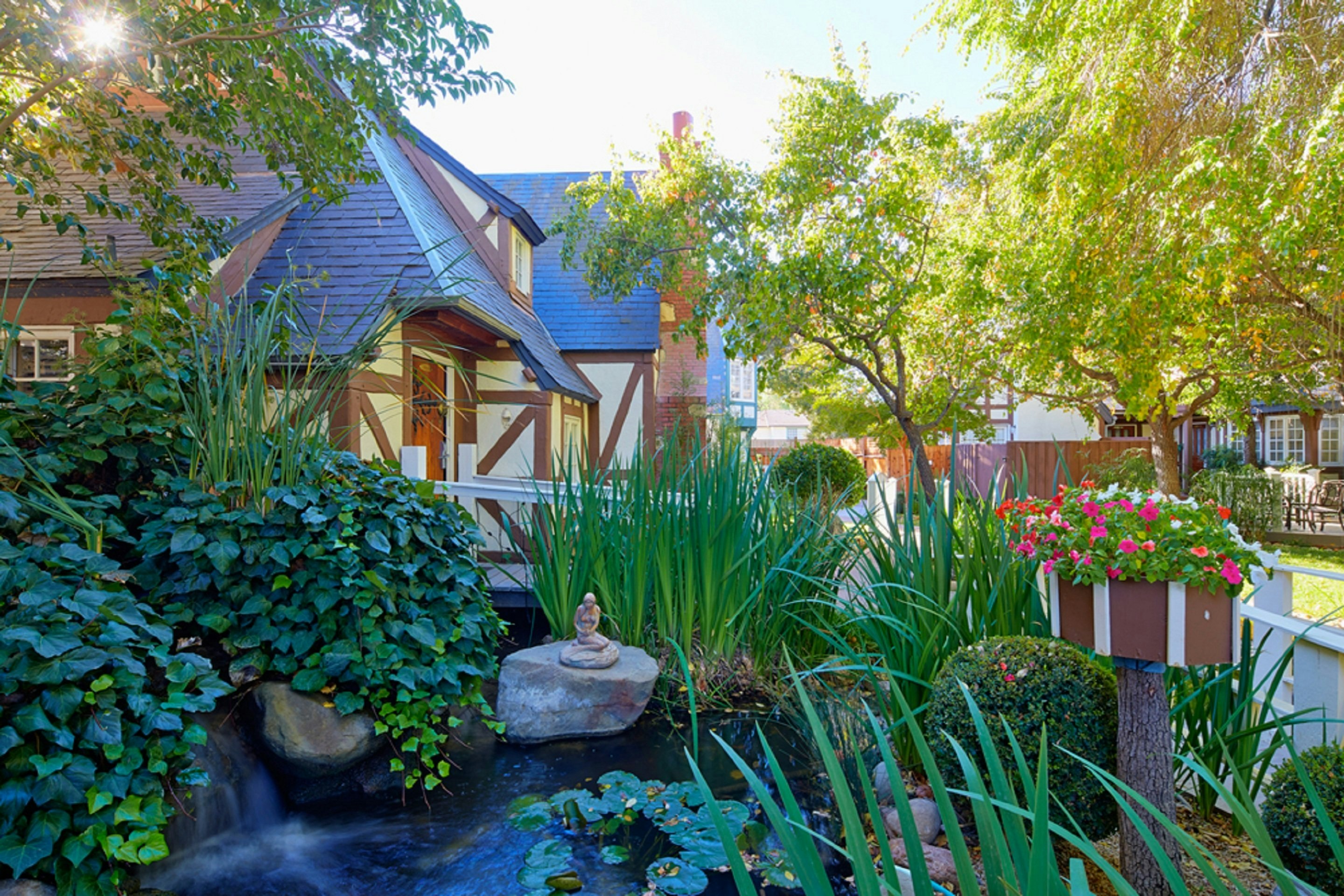 Wine Valley Inn 28/32