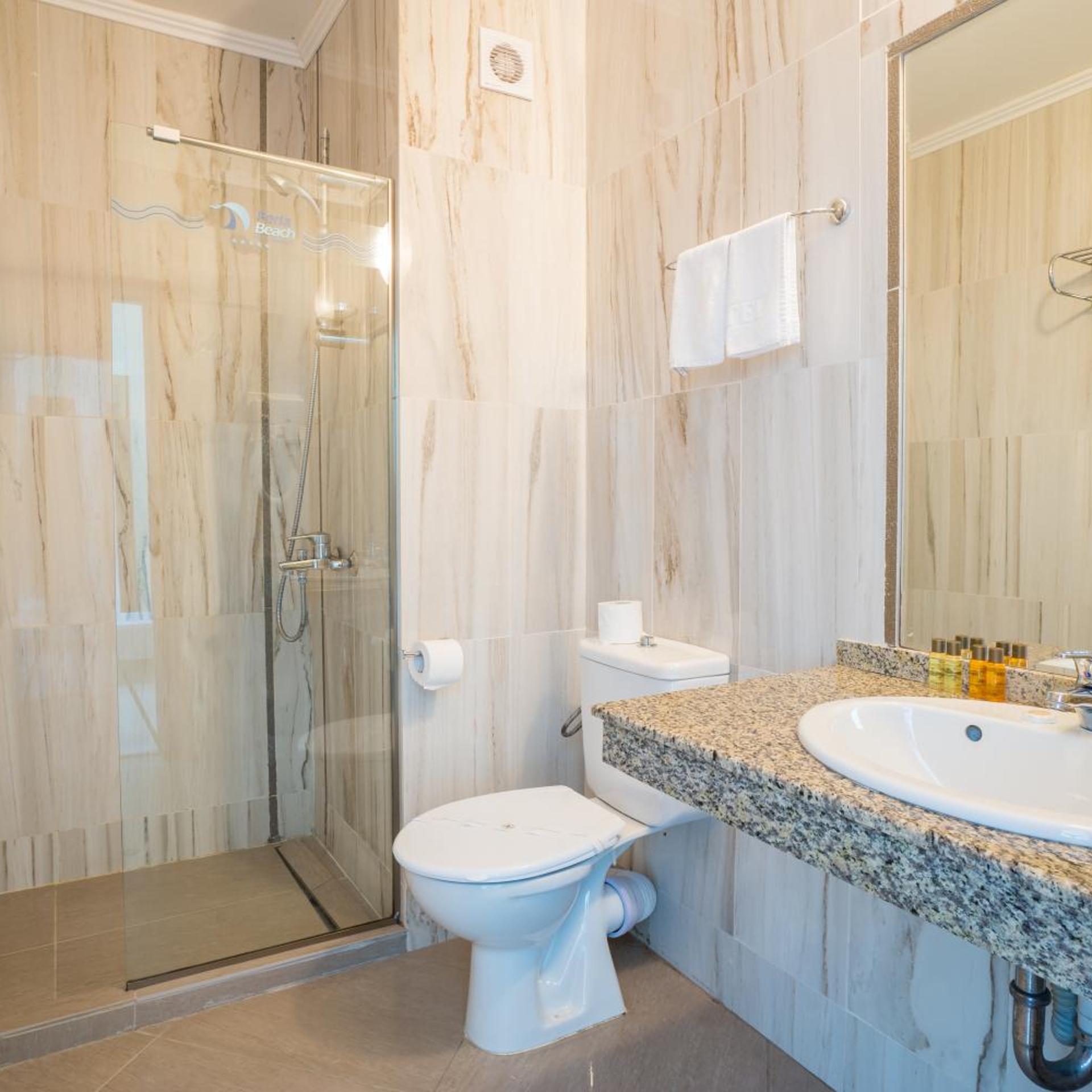 Perla Beach Hotel III 49/50