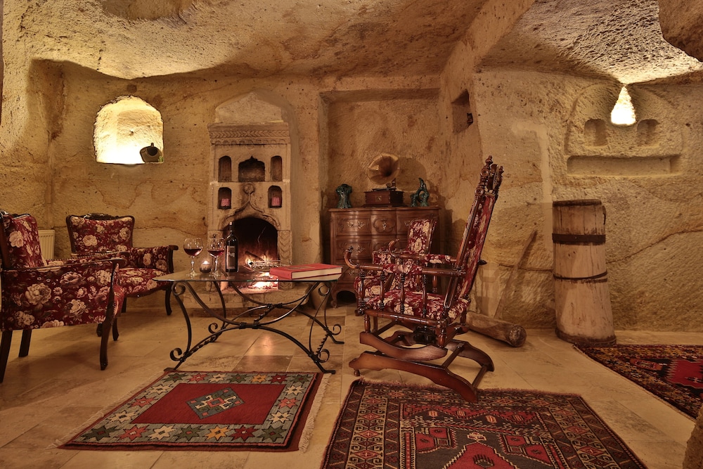 Elif Stone House 47/63