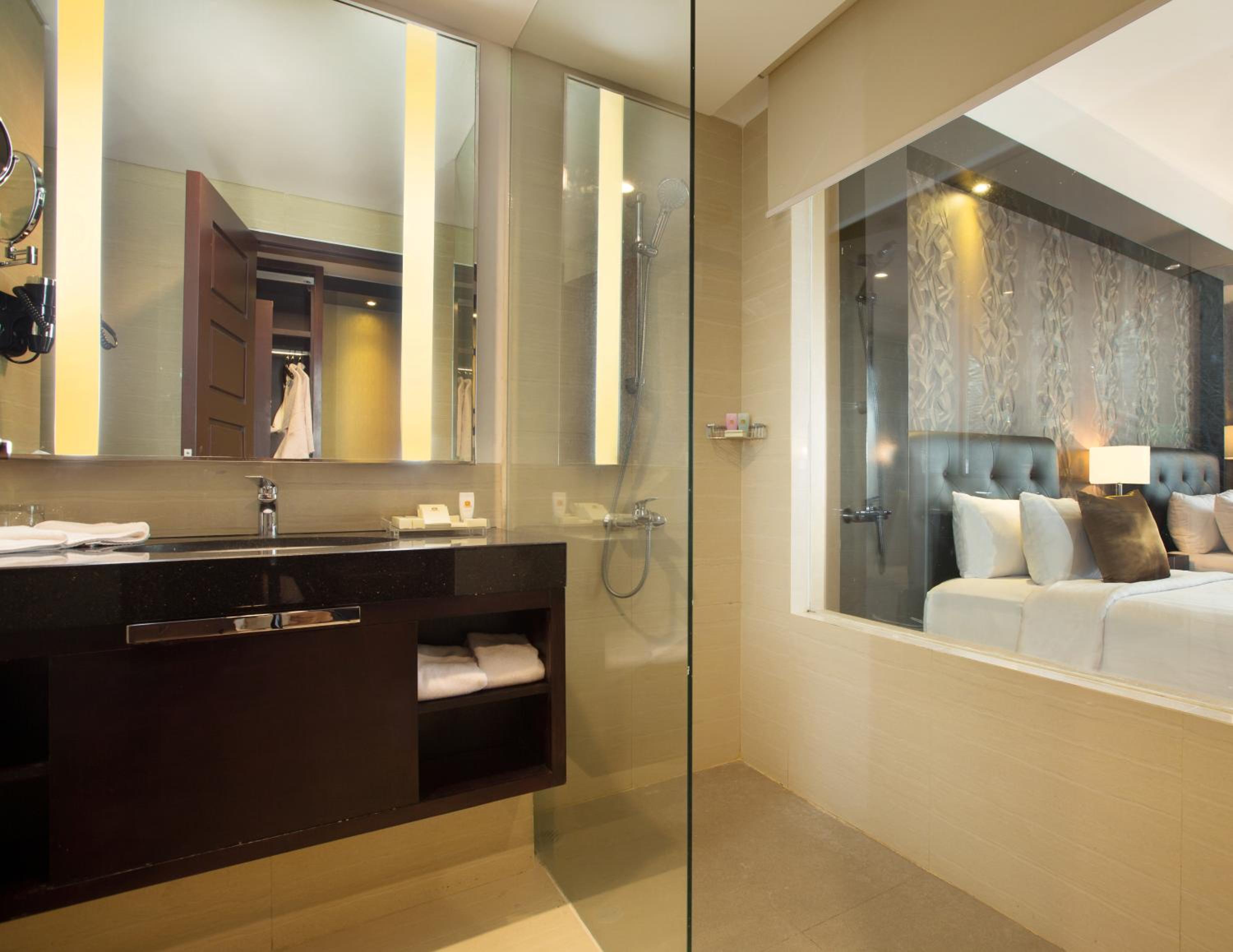 غرفة تنفيذية مفردة بسريرين منفصلين، Grand Mercure Solo Baru 8/8