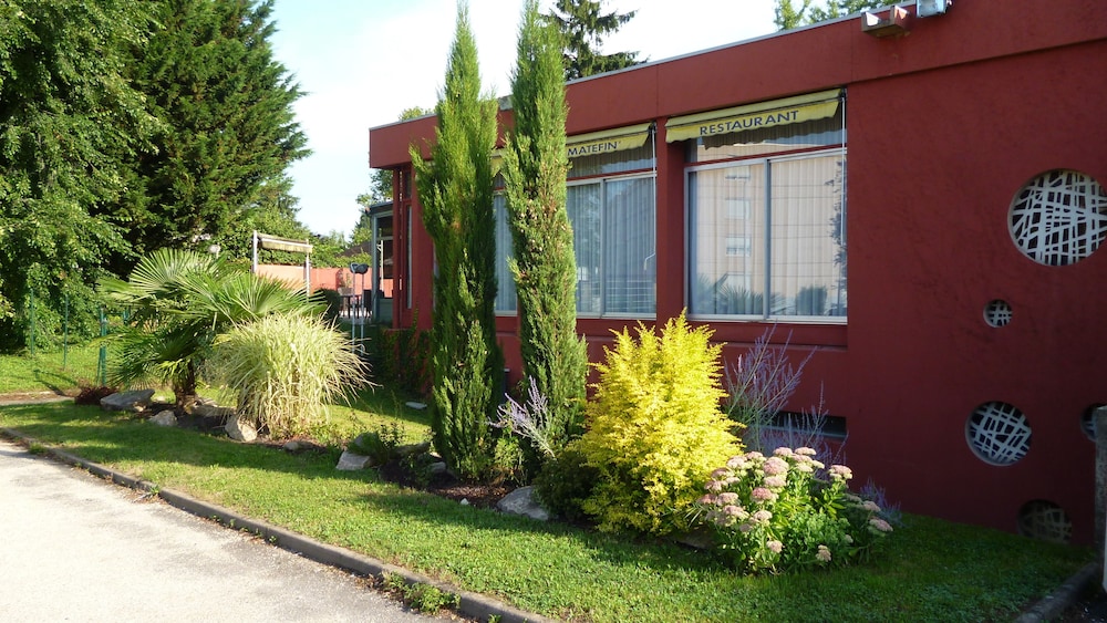 Escatel Hotel 4/60