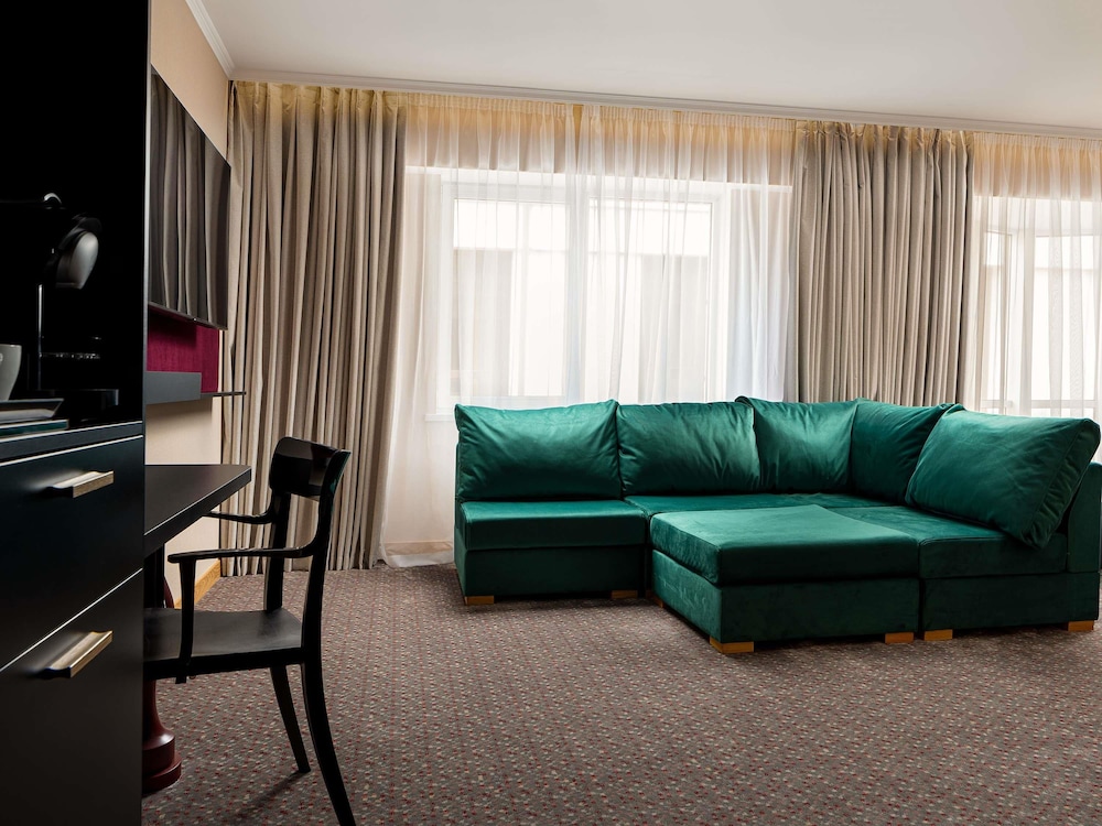 Mercure Chisinau Center Jazz Hotel 40/58