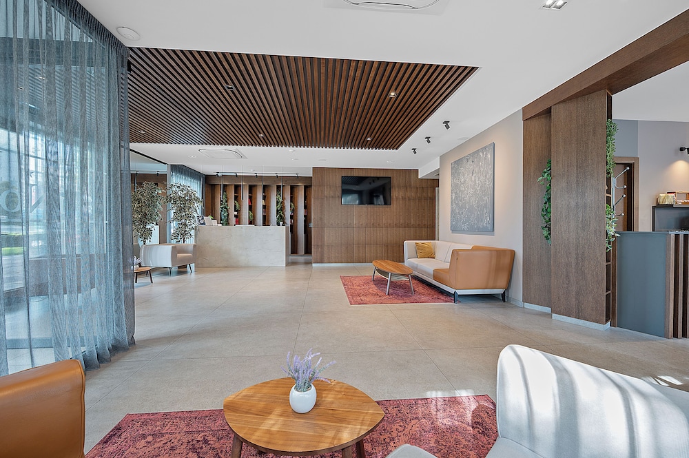 Hotel iNova 5/50