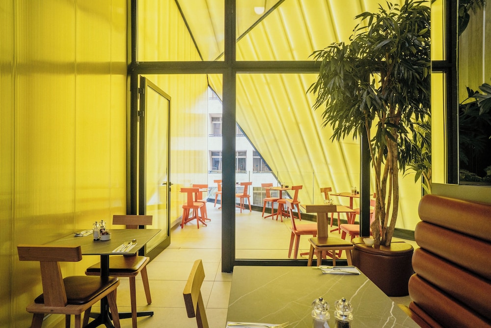 So City Hotel - Adults Only 50/64