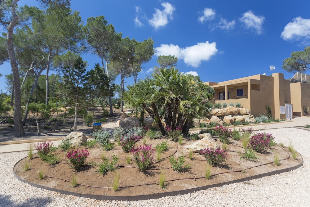 Apartamentos Ses Eufabietes 46/50
