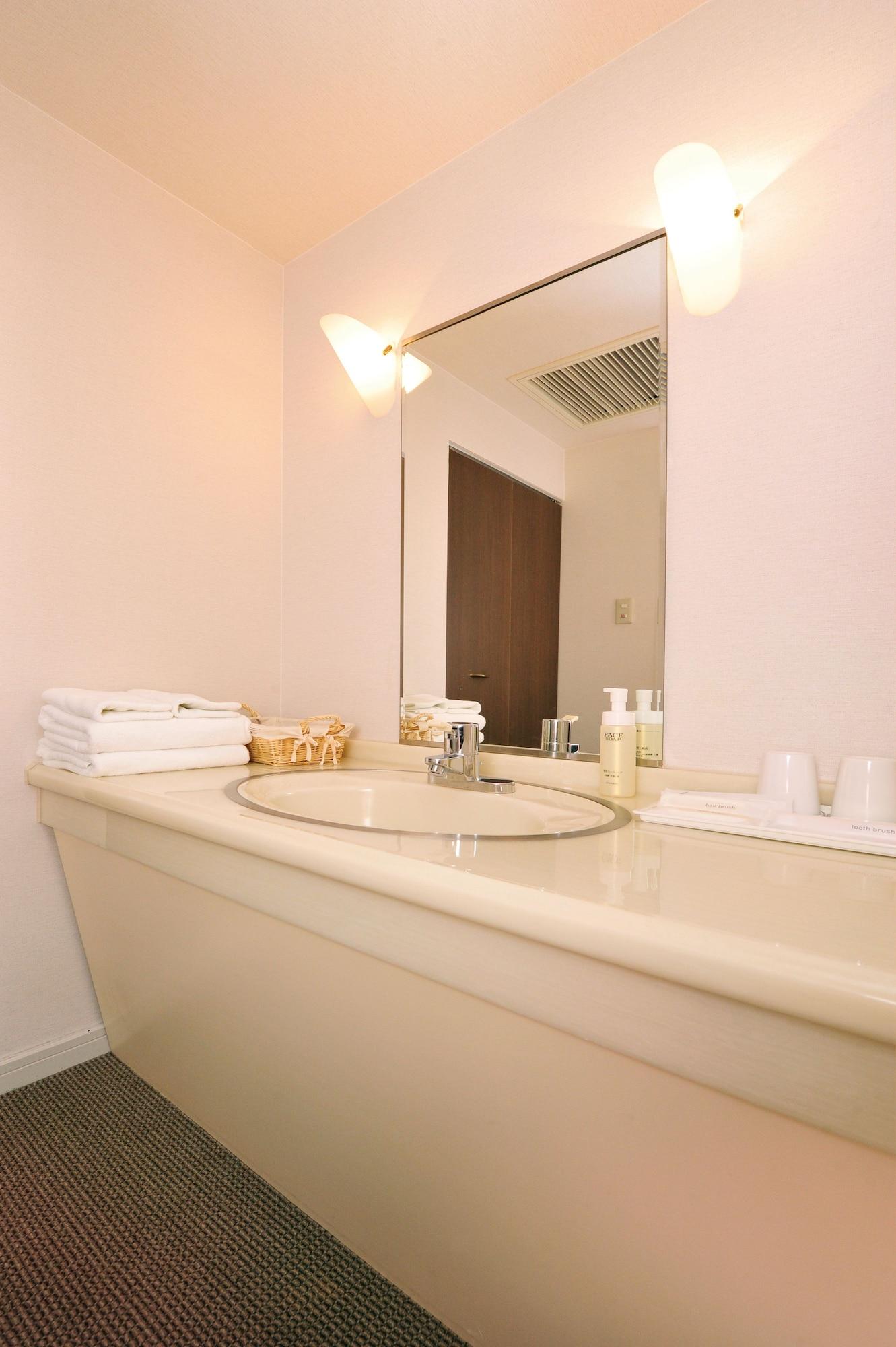 Family, Top Floor, Hotel Royal Stay Sapporo 2/2