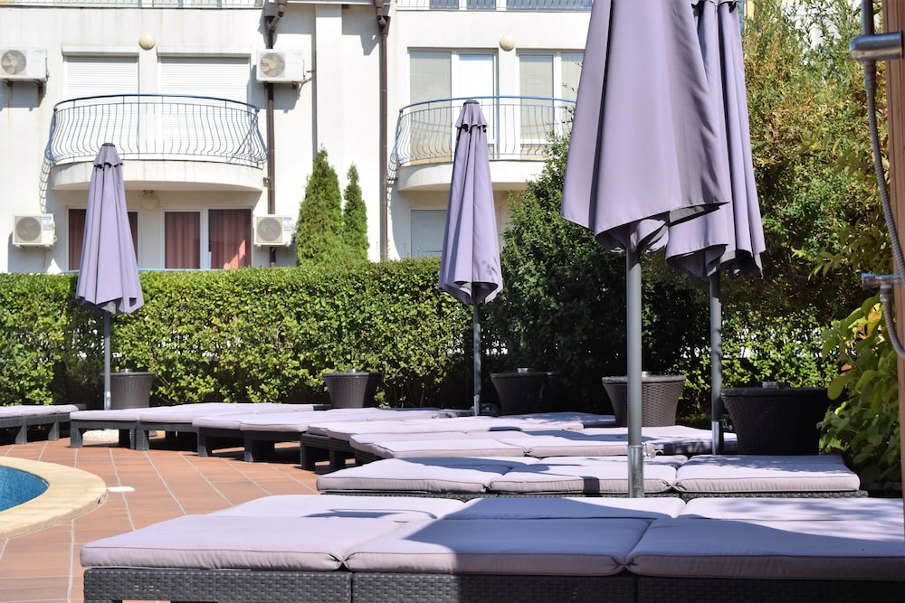 Selena Beach Hotel 29/68