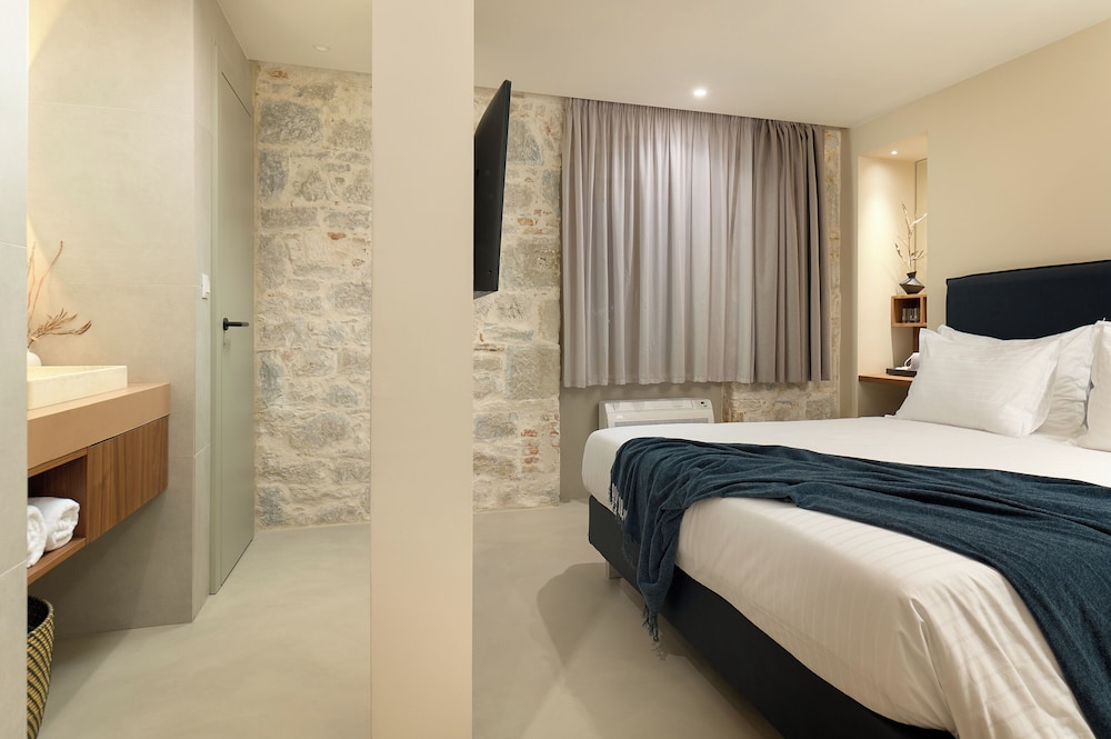 Central Heritage Hotel 13/50