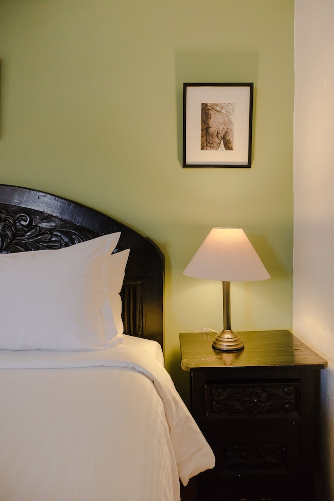 Los Agaves Hotel 34/52