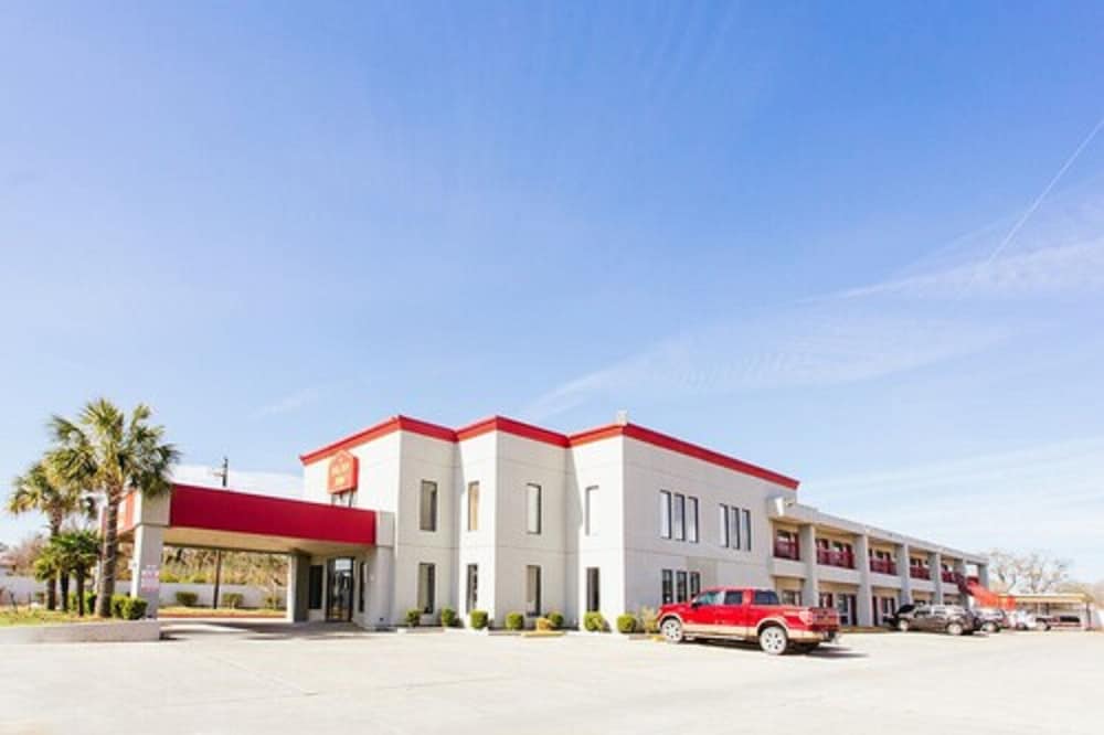 Econo Lodge Inn & Suites Channelview - Houston East 5/37