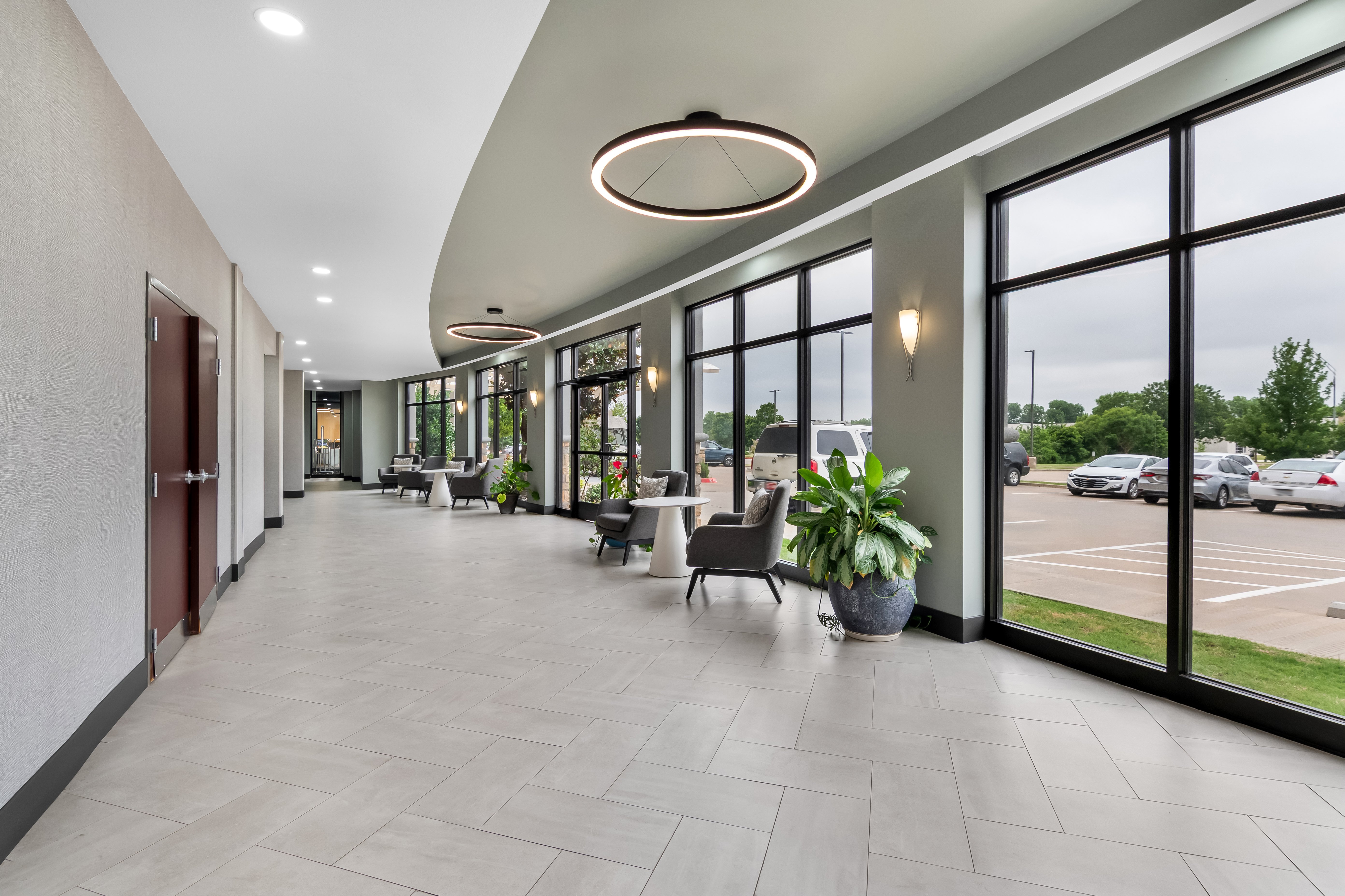 Holiday Inn Oklahoma City Airport 77/81