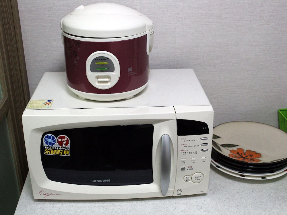 サンシティ ゲストハウス 写真2