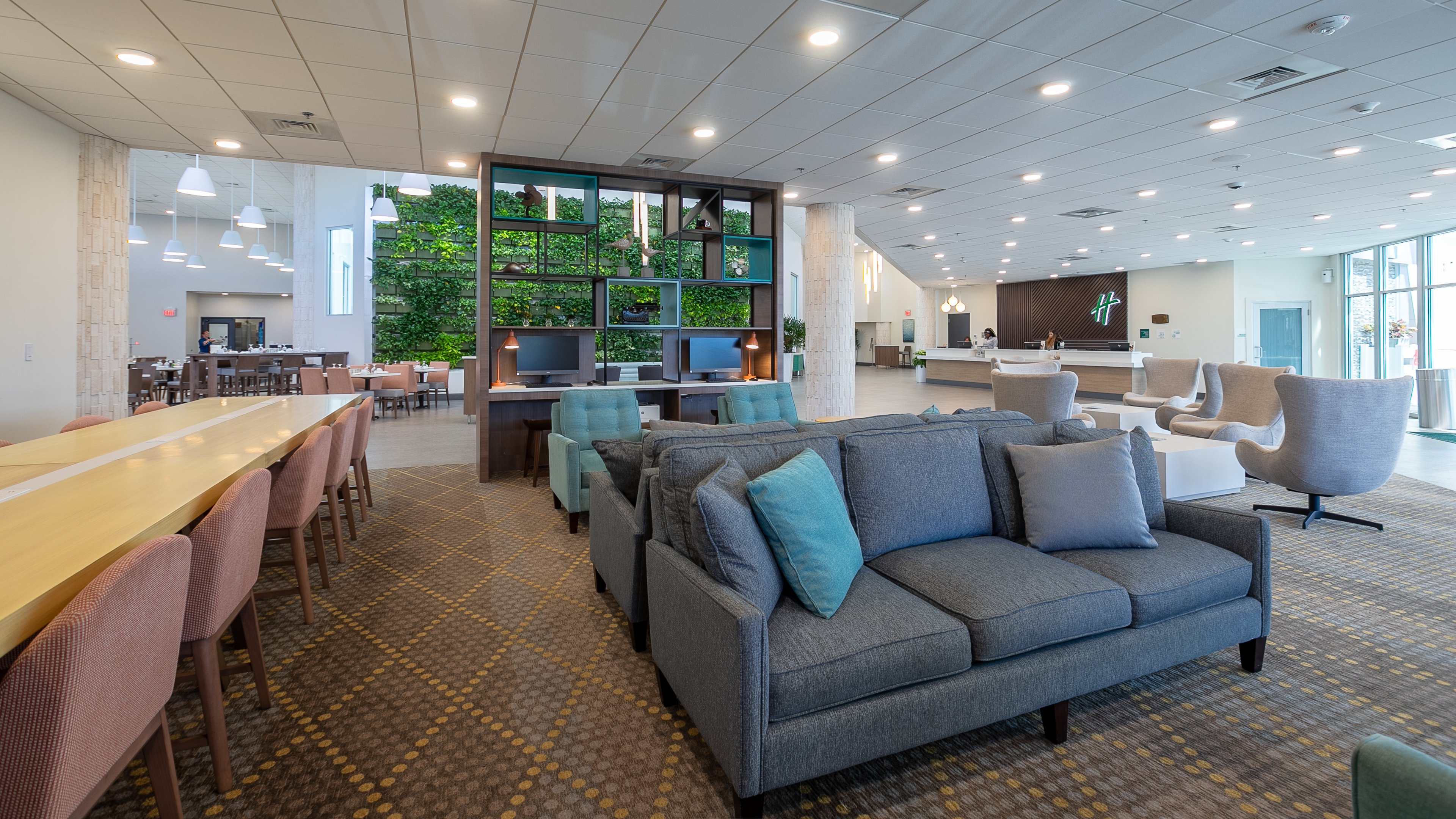 Holiday Inn Panama City an IHG Hotel 46/76