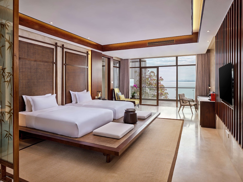 Lushan West Sea Resort 3/28