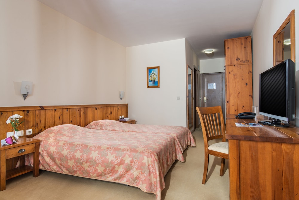 Mura Hotel 15/50
