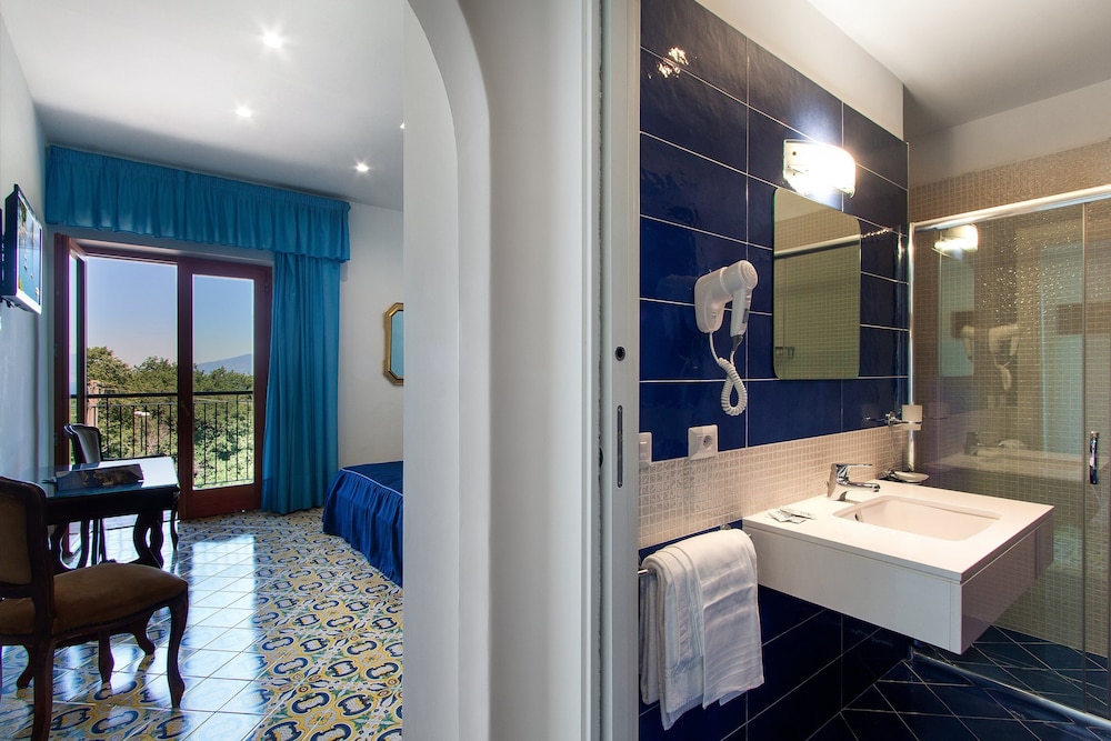 Hotel Metropole 26/27