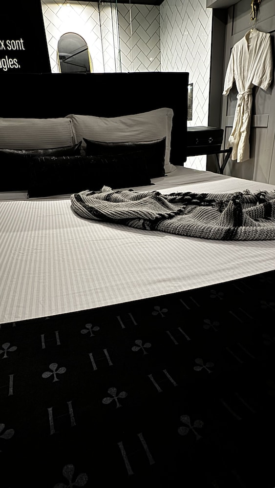 Hotel Helene 5/50