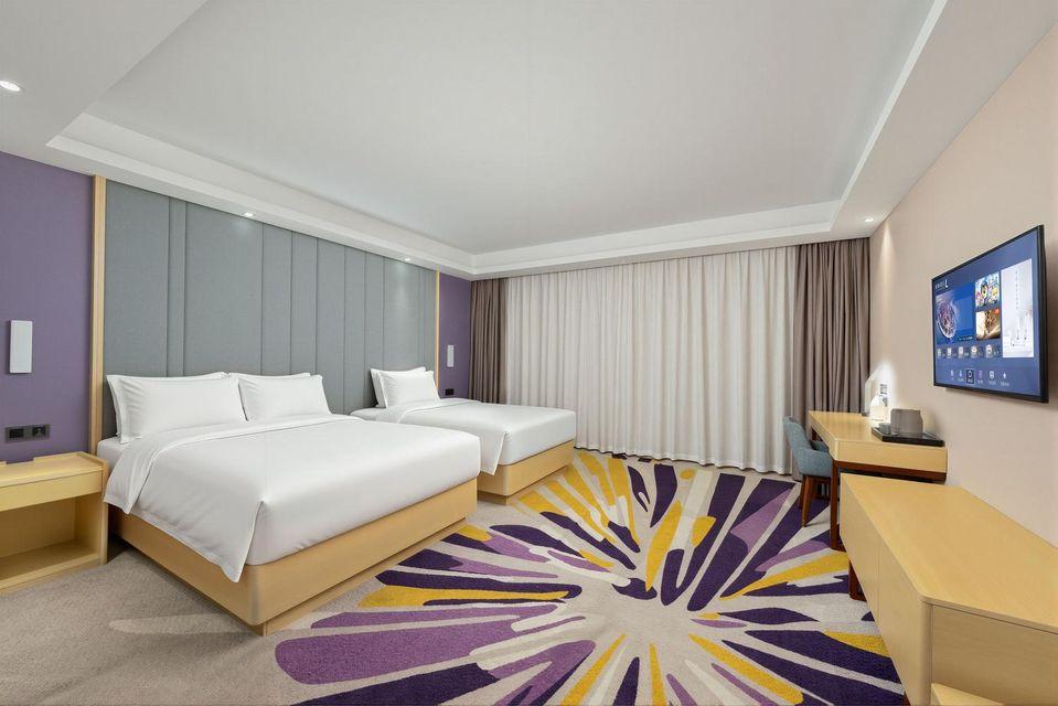 Lavande Hotel (Tianjin People's Hospital Metro Station) 24/55