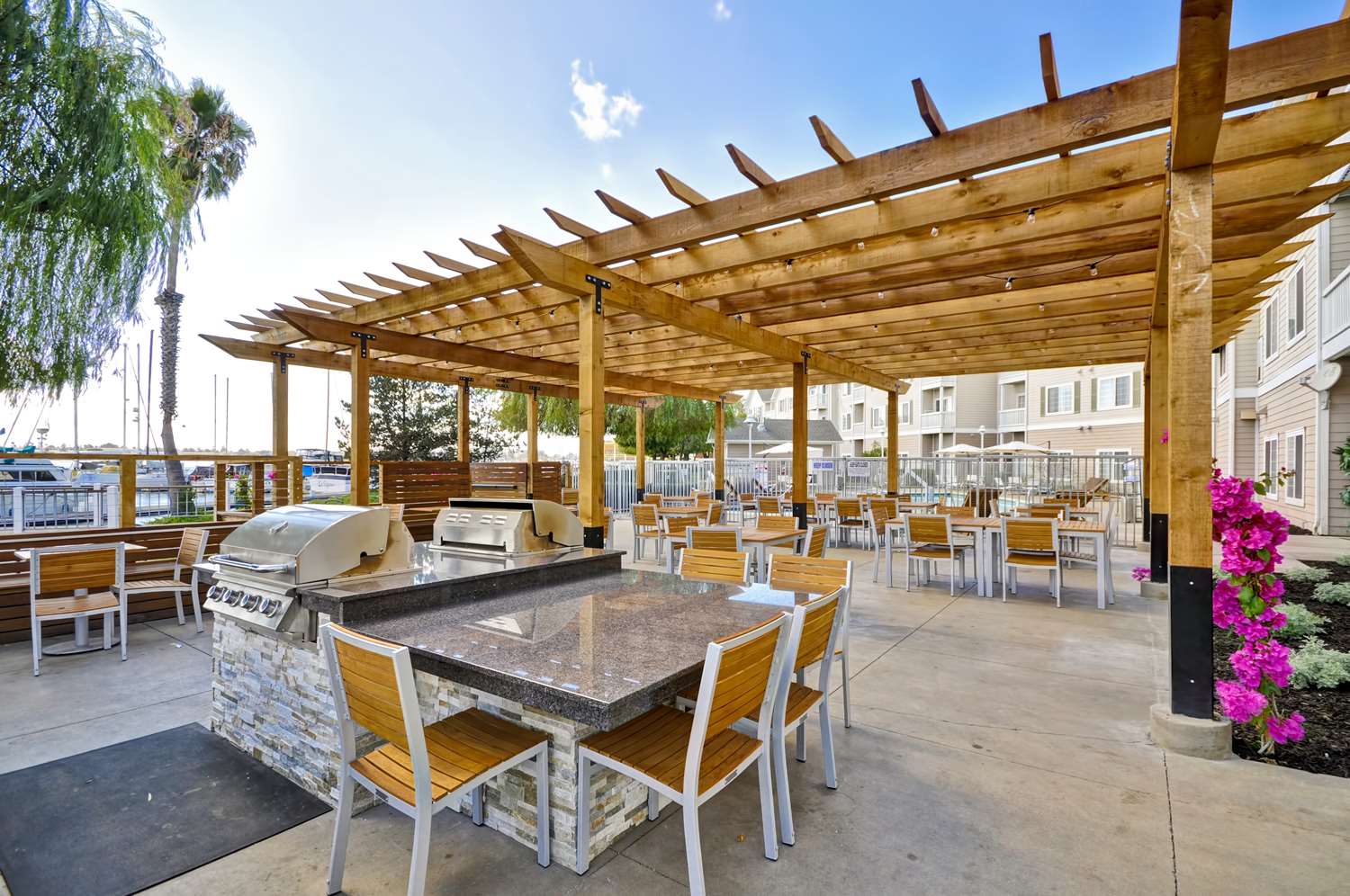 restaurant cafeteria