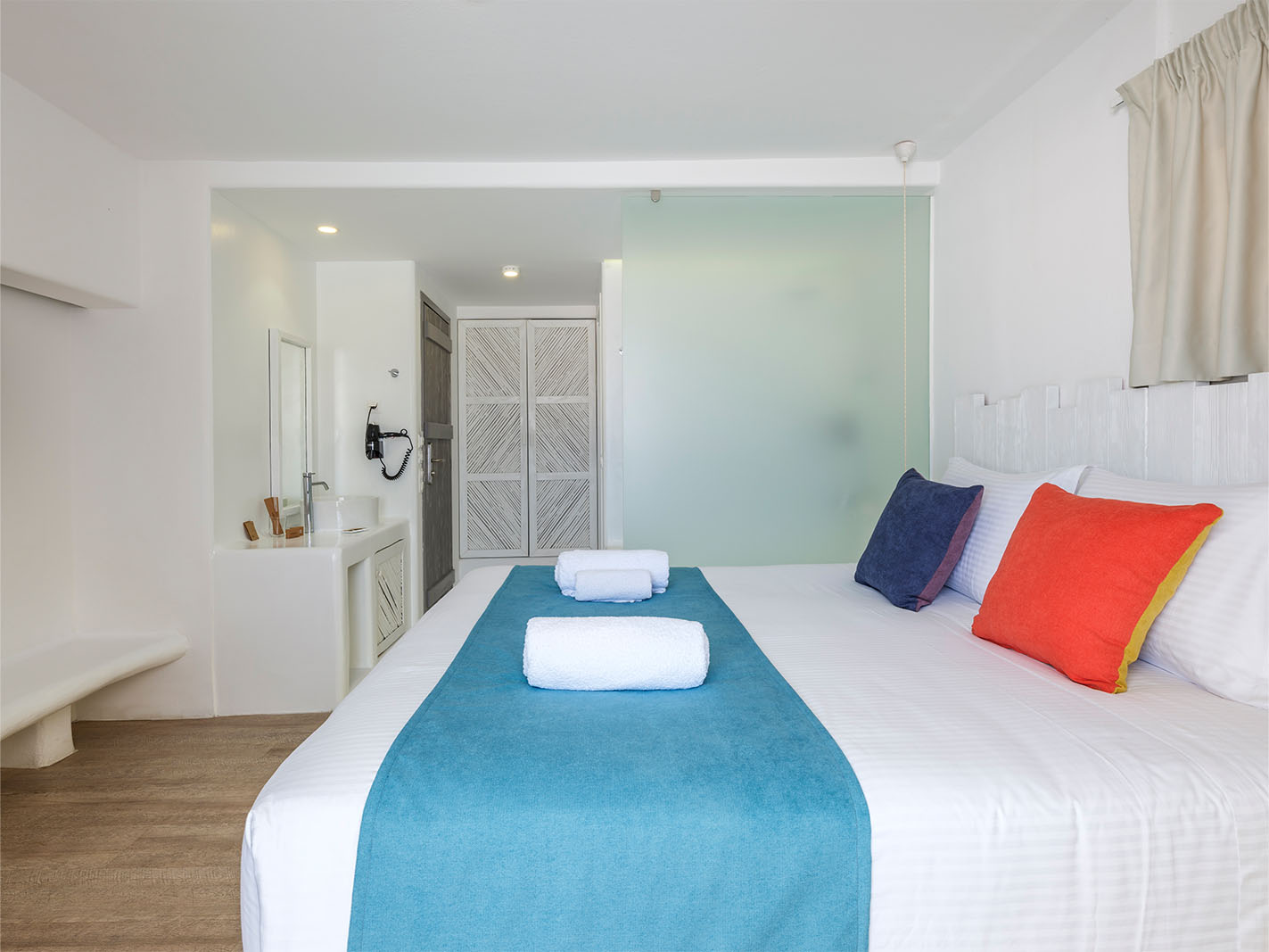Akkadian Mykonos Resort 24/69