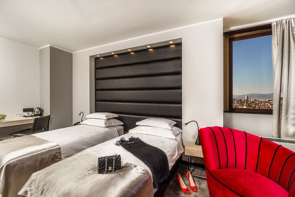 The View Luxury Rooms 29/71