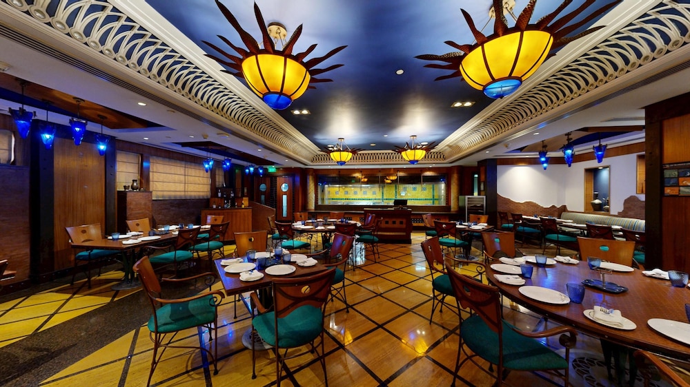 Radisson Blu Marina Hotel Connaught Place 73/75