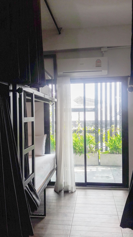 Hobnob Hostel - Adults Only 17/40