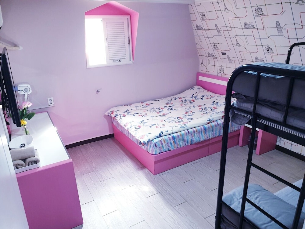 Oppa Hostel 33/50