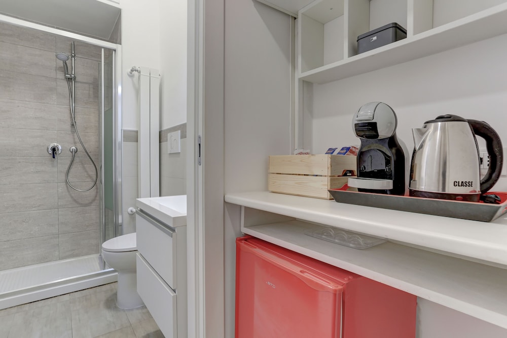 Santi Quattro Apartment & Rooms - Colosseo 41/49