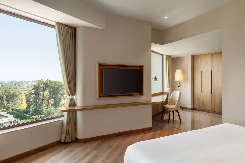 Ramada Encore by Wyndham Amritsar Airport 26/45