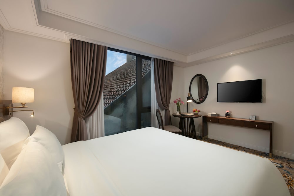 Emerald, Oriental, King Bed
