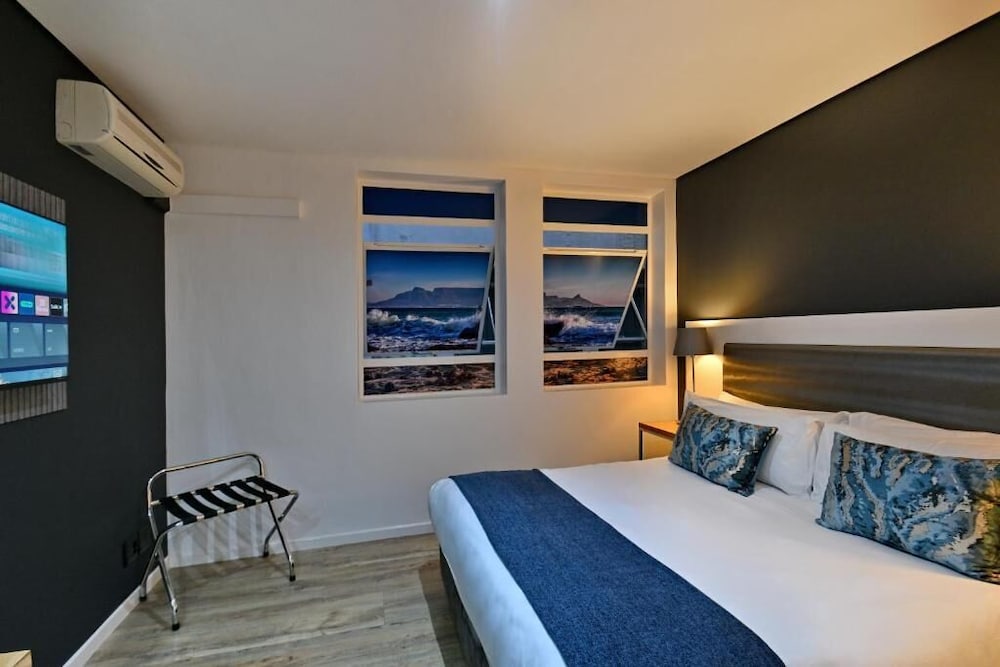 EXPRESS, TWIN BEDS