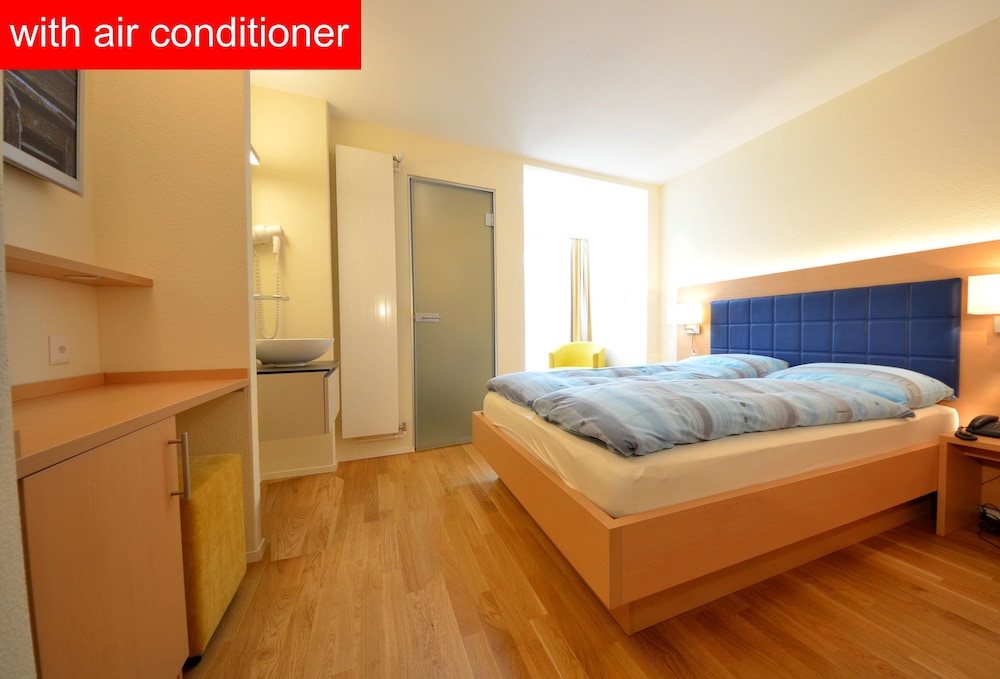 Felmis Hotel 34/37