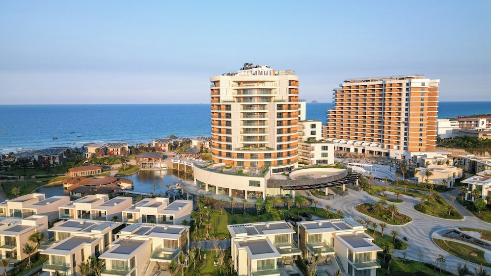Melia Serenity Cam Ranh Beach Resort 6/47