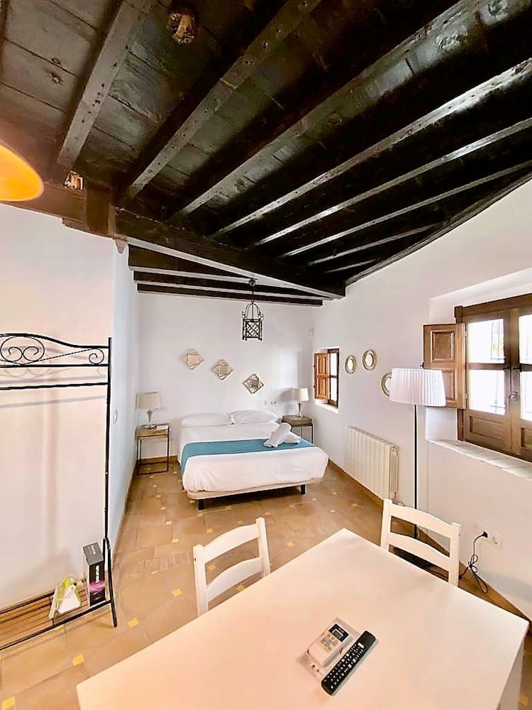 Suites Casa de las Columnas 40/65