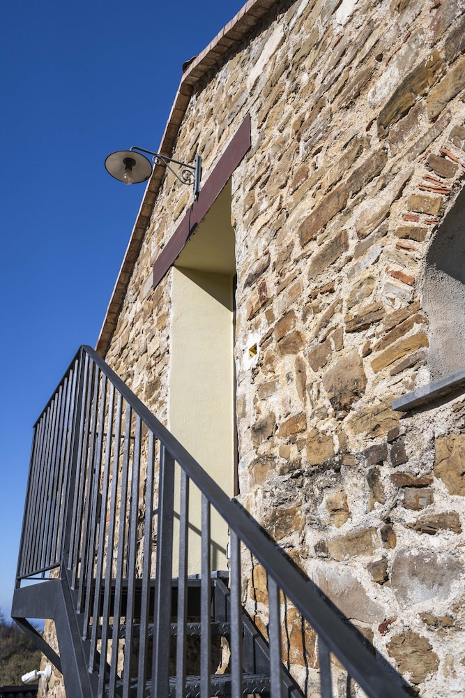 Le Querce Farmhouse 5/48
