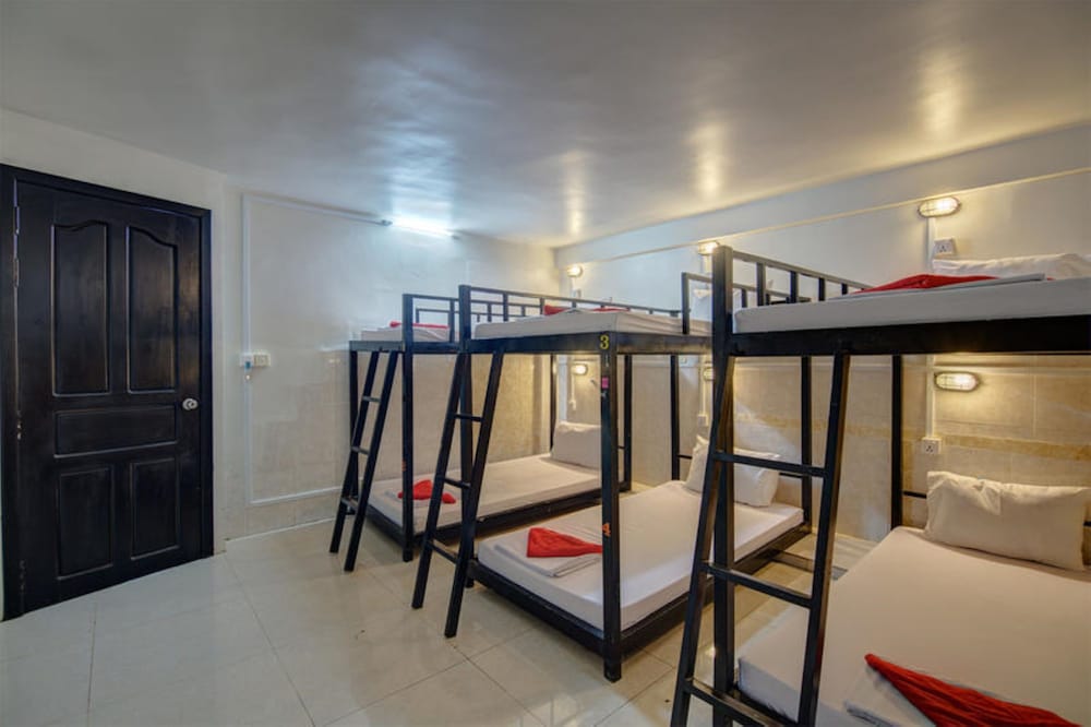 Siem Reap Pub Hostel 60/76