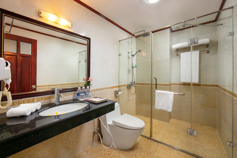 A25 Hotel - 705 Lac Long Quan 65/65