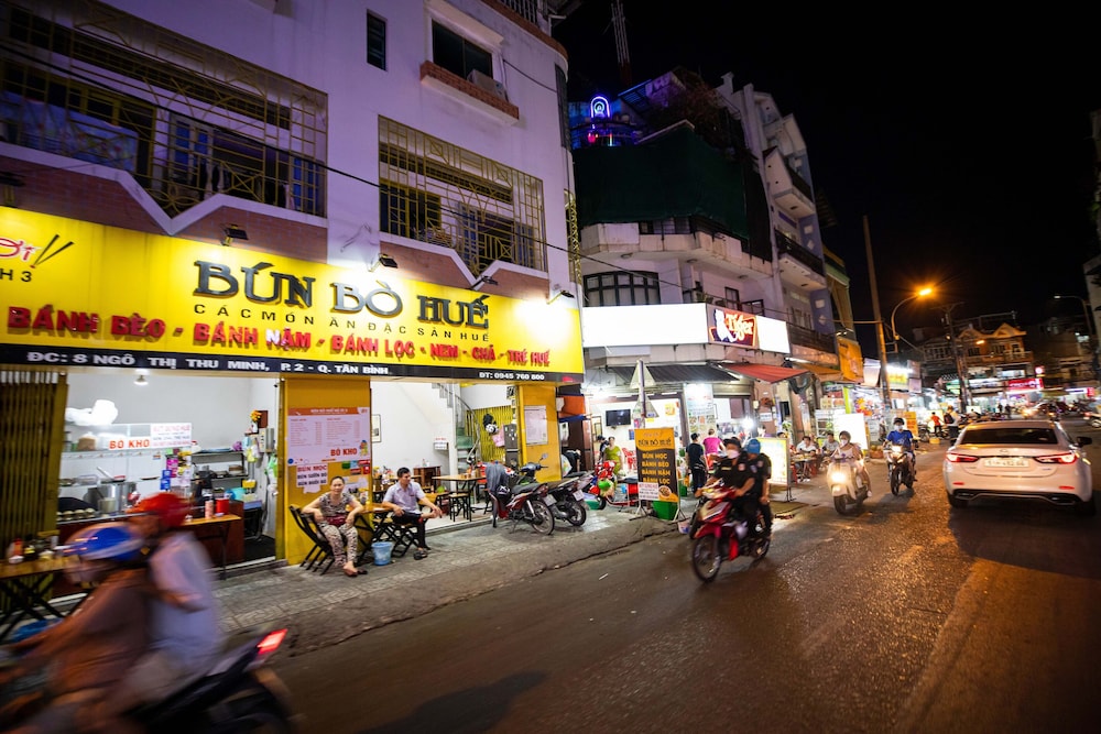 Airport Saigon Hotel 53/62