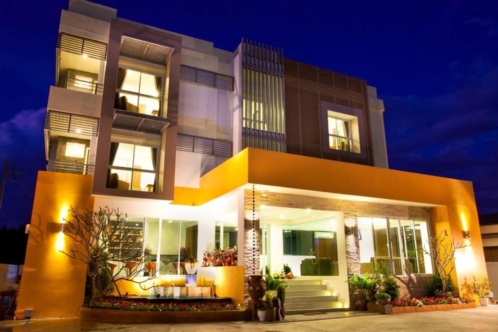 La Belle Hotel Chiang Rai 4/33