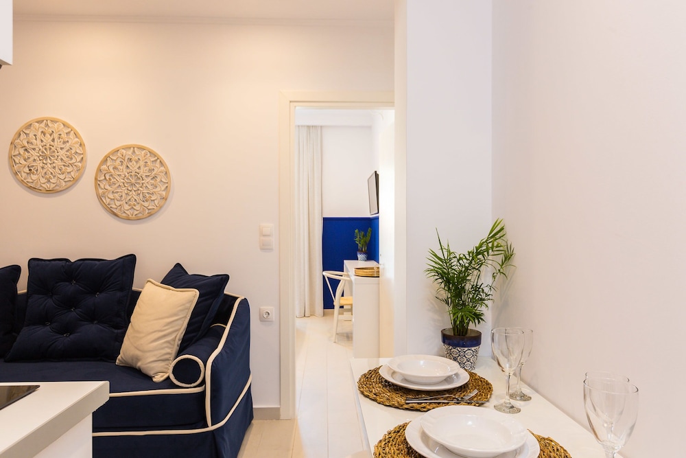 Georgioupolis Plaza Suites 28/38