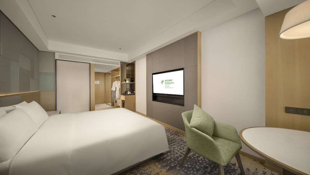Holiday Inn Qinhuangdao Haigang 14/52