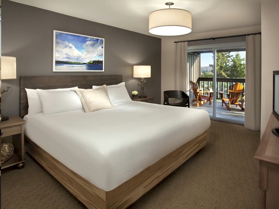 Deerhurst Resort 17/50