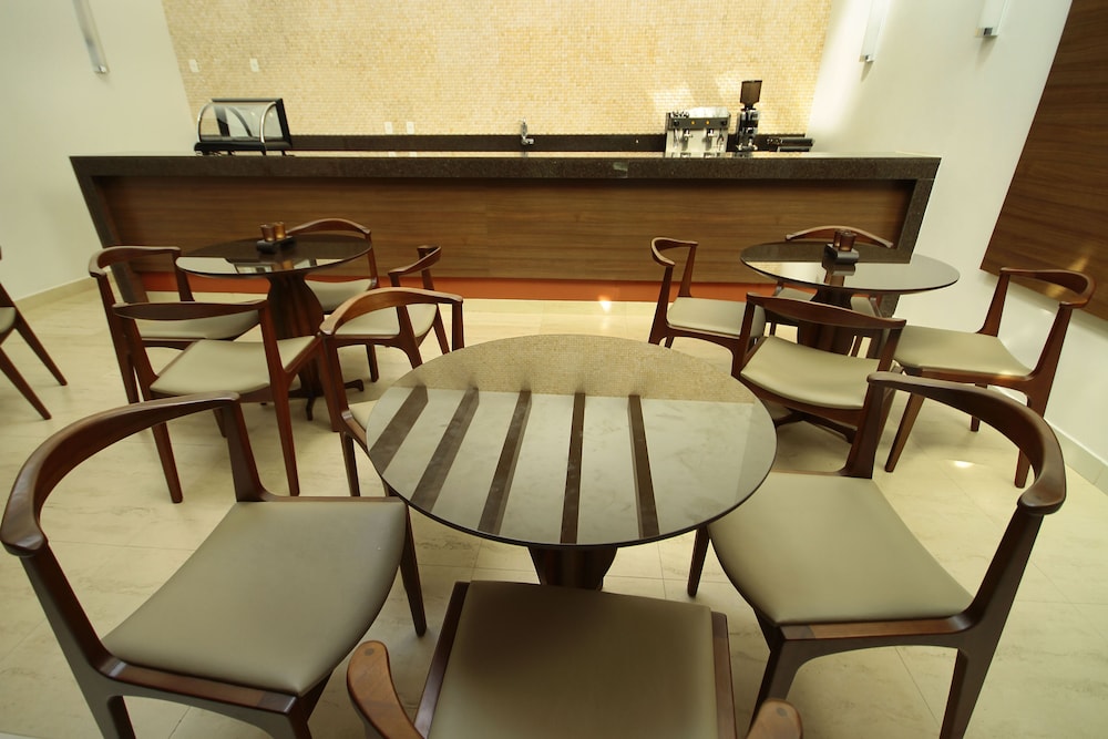 Hotel Express Vieiralves 36/50