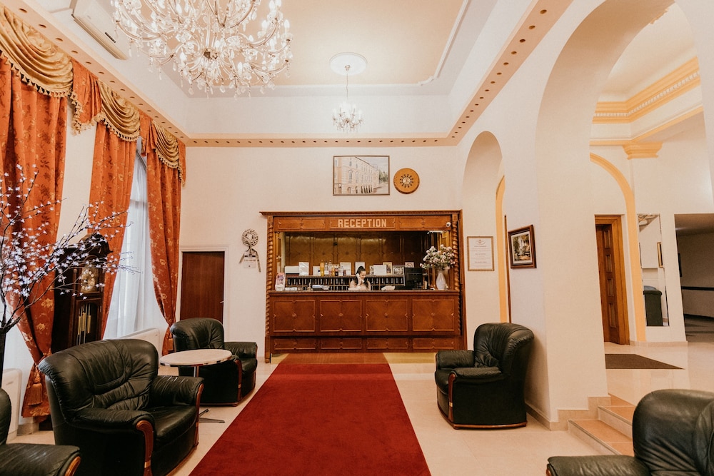 Tisza Hotel 5/50