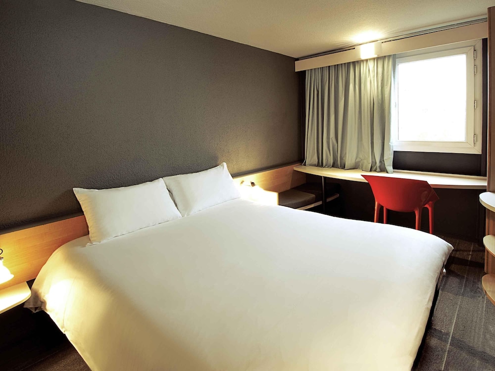 Ibis Salamanca 15/37